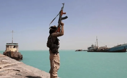 Houthis reportedly attack 2 ships in Red Sea after Israel's 'Black Flag'