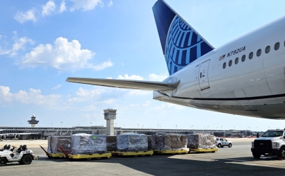 United Airlines áp dụng phụ phí 