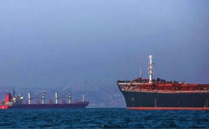 Lệnh Ngừng Bắn Tại Hormuz: Thị Trường Vận Tải Biển Thận Trọng Theo Dõi Diễn Biến