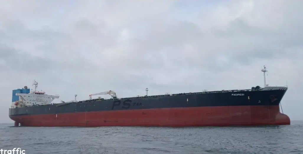 Proposal for 17-year-old Fortis oil tanker to be registered under the Vietnamese flag – Photo 1.