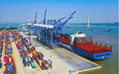 Opening the sea space for Vietnam to reach out to the world